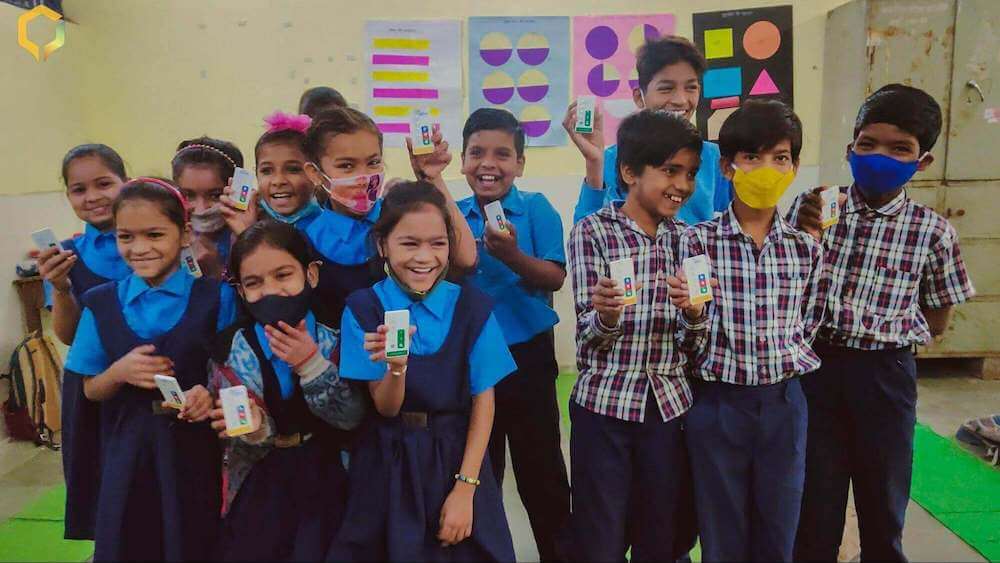 Happy students using Class Saathi clickers in Raj Bhavan School, Bhopal